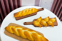 Miniature 1:6 and 1:12 Dollhouse Braided Bread Loaves for a Realistic Dollhouse Bakery