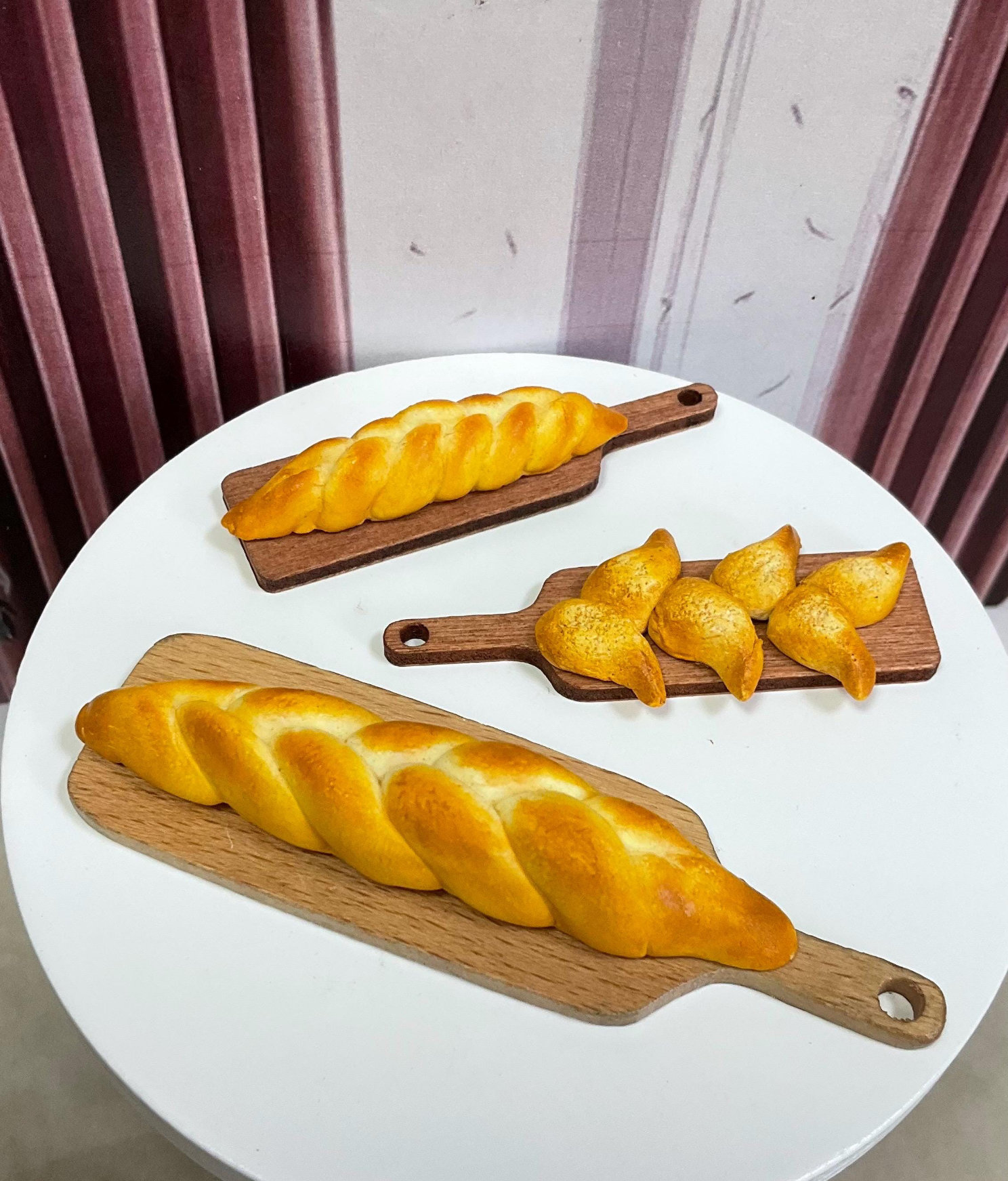 Miniature 1:6 and 1:12 Dollhouse Braided Bread Loaves for a Realistic Dollhouse Bakery