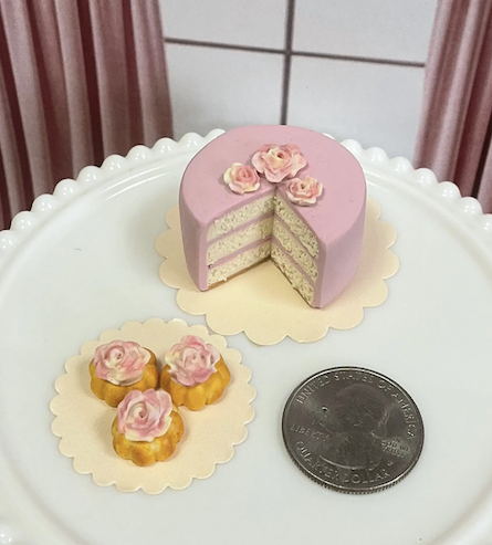 Miniature 1:6 scale Cakes and Cupcakes for Fashion Doll Scenes