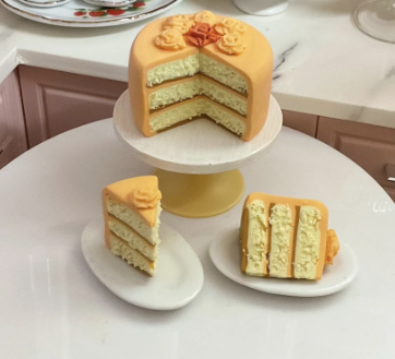 Miniature 1:6 scale 3 Layer Cakes for Fashion Doll Scenes