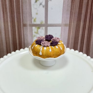 Miniature 1:6 scale Cake, Plum Noir Roses, Realistic Doll Food and Kitchen Shelf Decor
