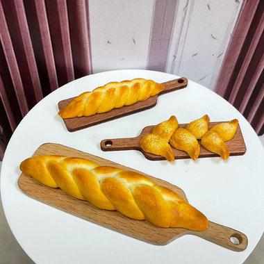 Miniature 1:6 and 1:12 Dollhouse Braided Bread Loaves for a Realistic Dollhouse Bakery