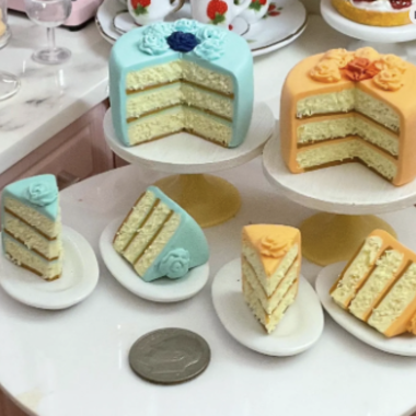 Miniature 1:6 scale 3 Layer Cakes for Fashion Doll Scenes