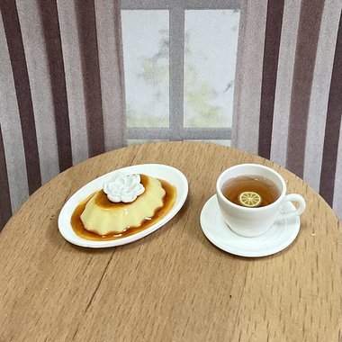 Miniature 1:6 scale Vanilla Caramel Flan or Quesillo - Realistic Fashion Doll Dessert 